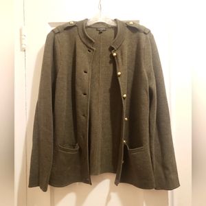 Knit sweater with buttons and shoulder detail